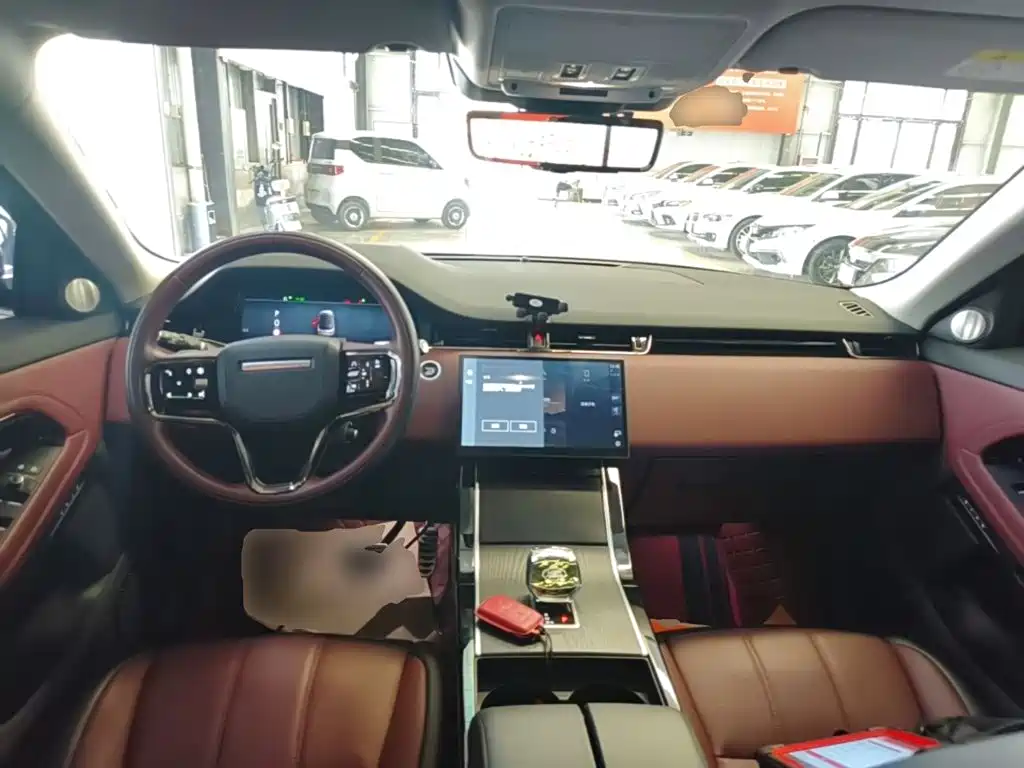 Land Rover Evoque 2025