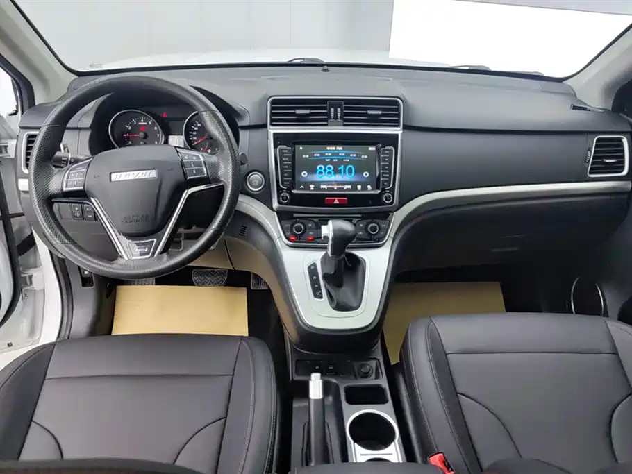 Haval M6 2020 — фото 12