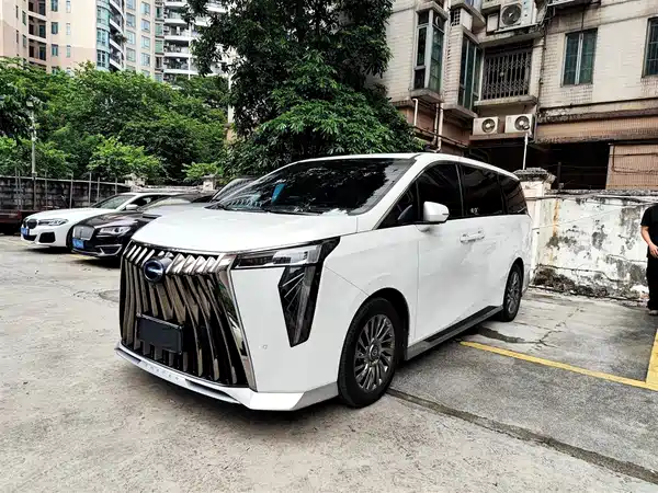 GAC Trumpchi M8 2023