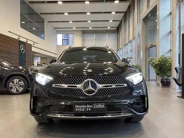 Mercedes-Benz GLC 2023