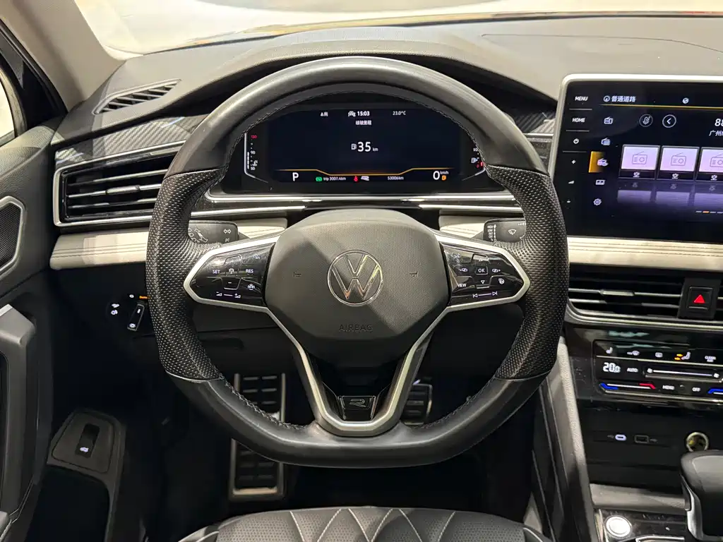 Volkswagen Tiguan L 2021 — фото 17