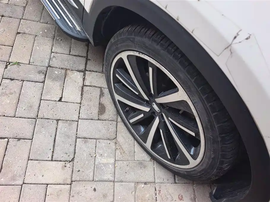 Bestune T77 2019