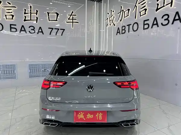 Volkswagen Golf 2023