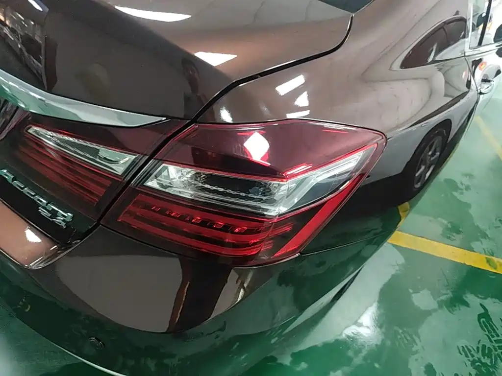 Honda Accord 2017 — фото 8