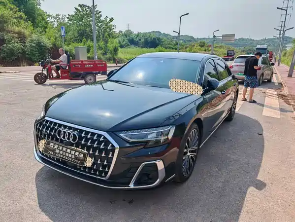 Audi A8 2025