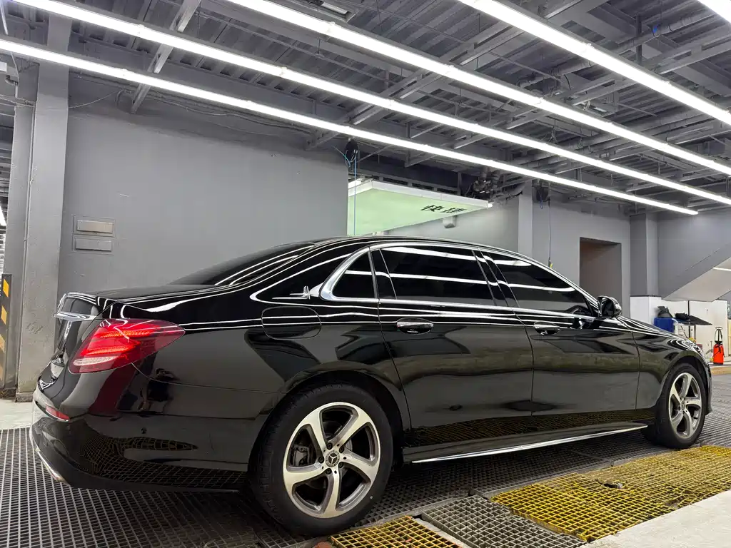 Mercedes-Benz E-Class 2018