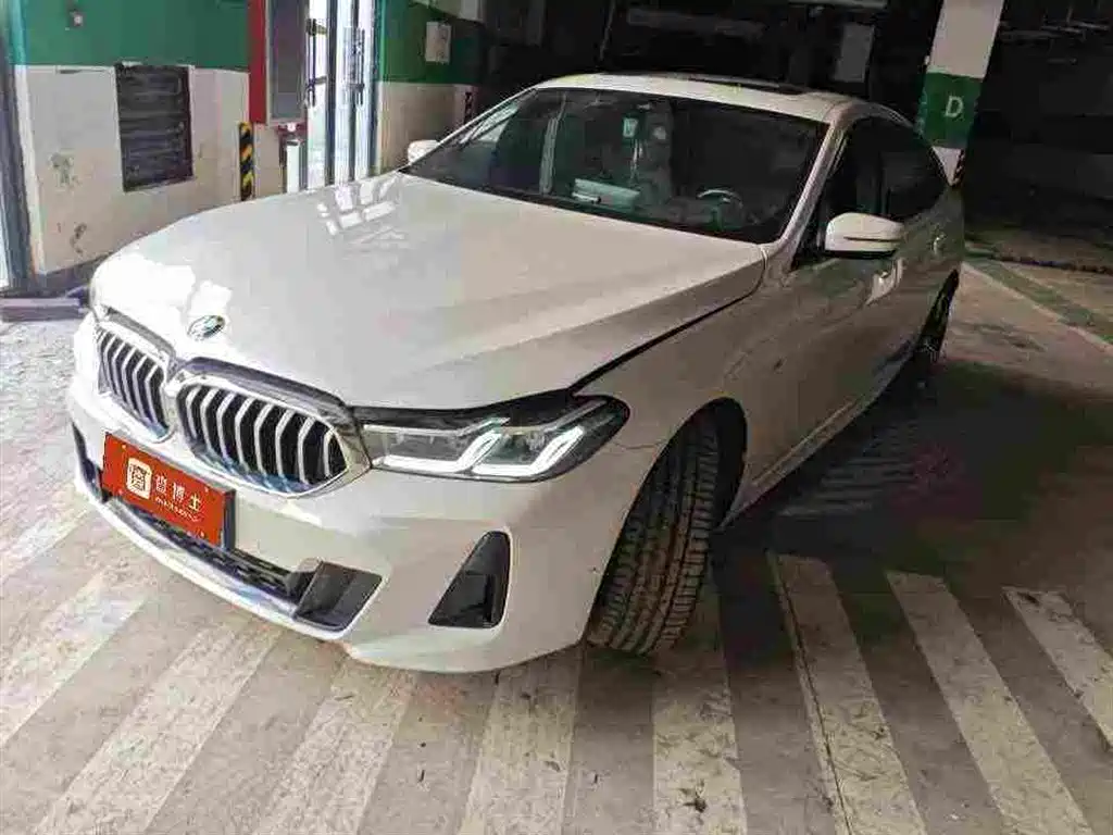 BMW 6 Series GT 2021 — фото 1