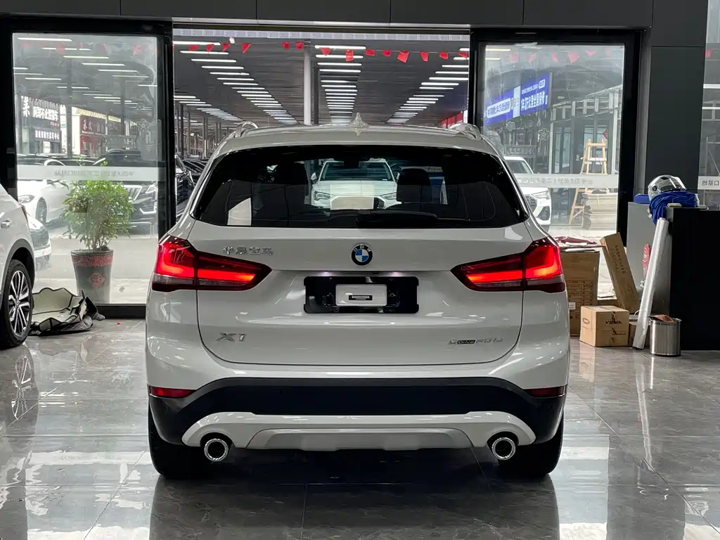 BMW X1 2022 — фото 14