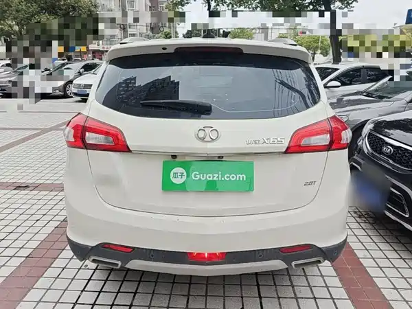 BAIC Shenbao X65 2019