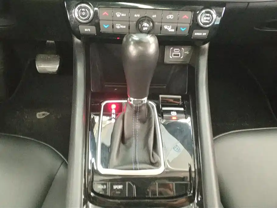Jeep Compass 2022 — фото 14