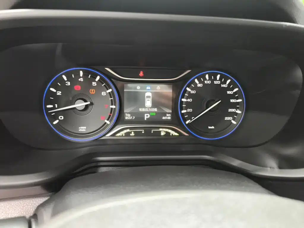 GAC Trumpchi GS3 2018 — фото 7