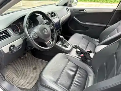 Volkswagen Sagitar 2014