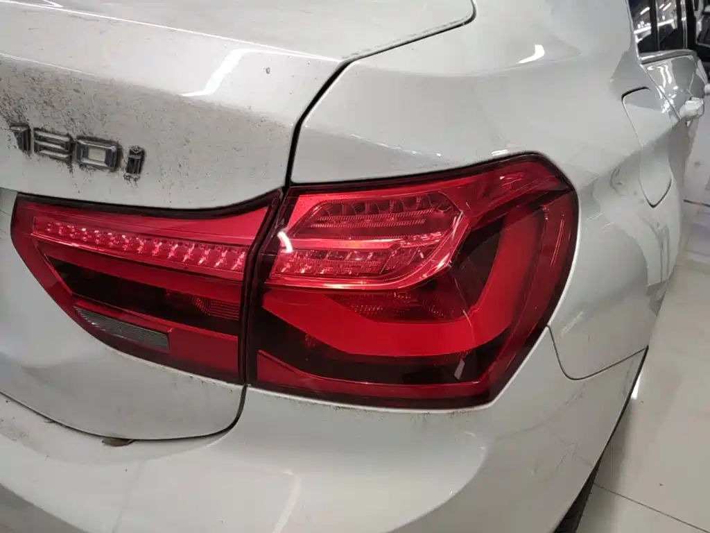 BMW 1 Series 2020 — фото 8