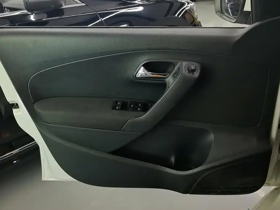 Volkswagen Polo 2016