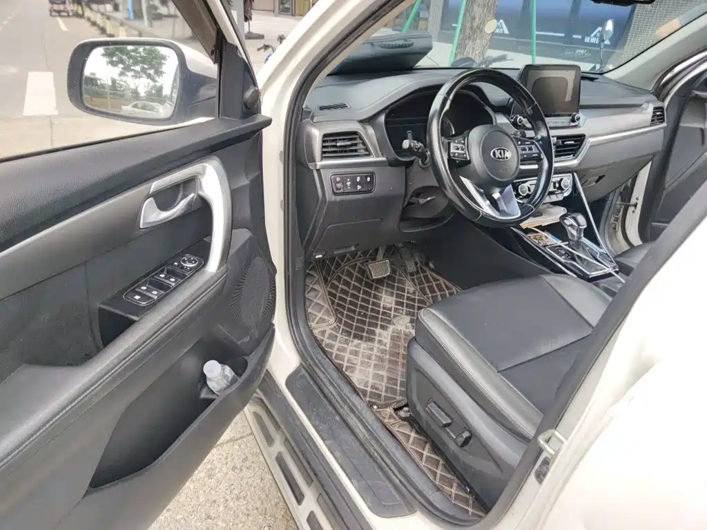 Kia Sportage 2018 — фото 14