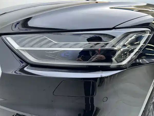 Audi A7L 2022