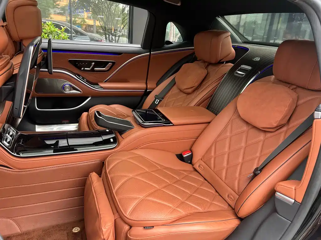Mercedes-Benz Maybach S-Class 2023 — фото 6