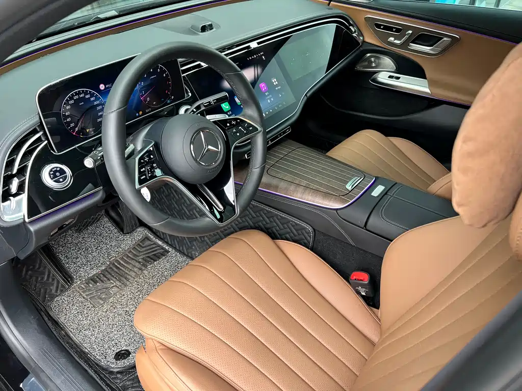 Mercedes-Benz E-Class 2025 — фото 16