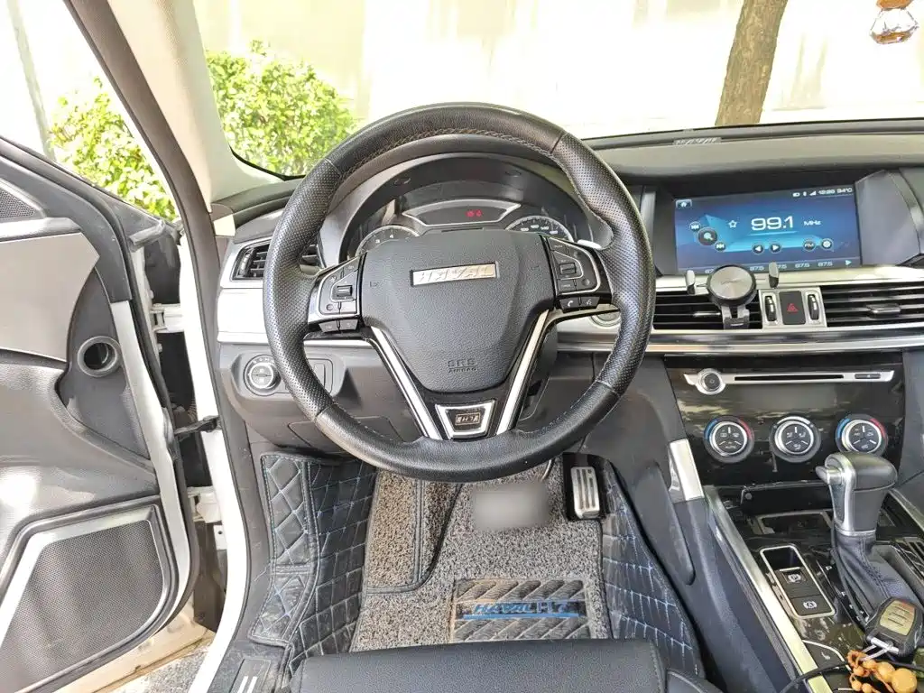 Haval H7 2017 — фото 11
