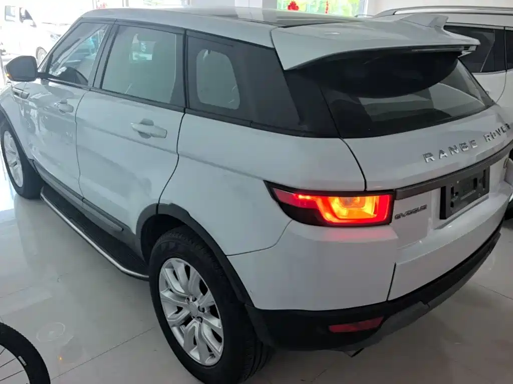 Land Rover Range Rover Evoque 2018 — фото 5
