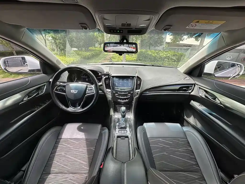 Cadillac ATS-L 2019 — фото 15