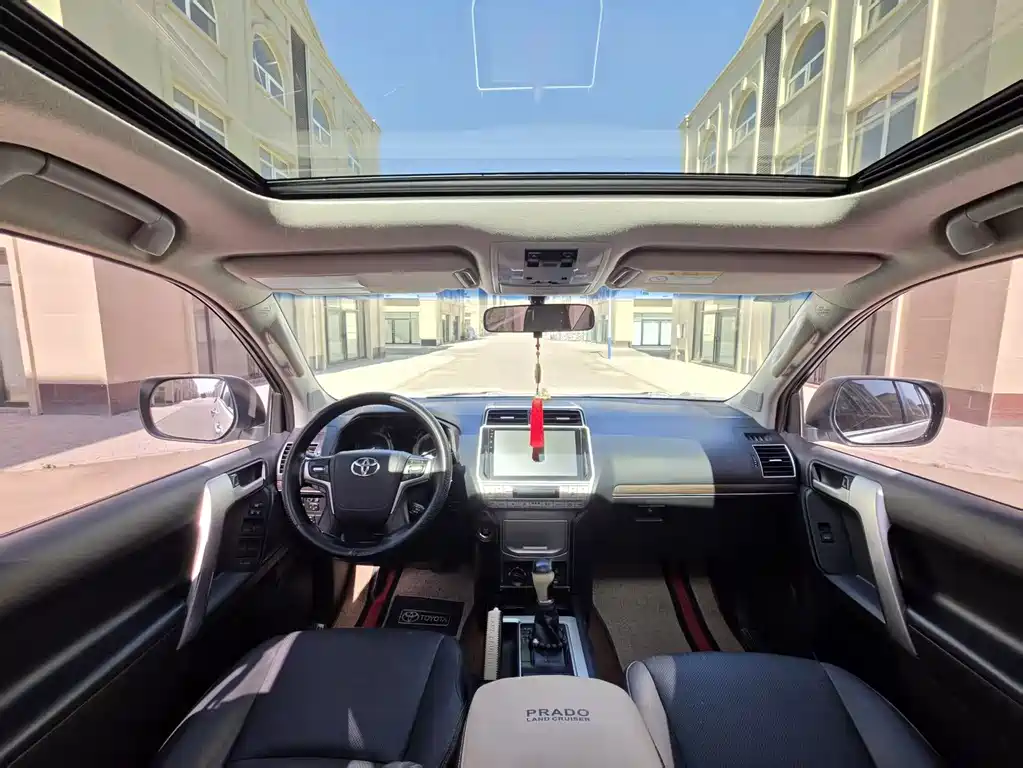 Toyota Prado 2018