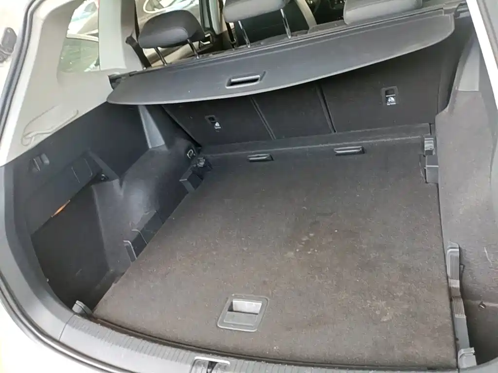 Volkswagen Tiguan L 2019 — фото 19