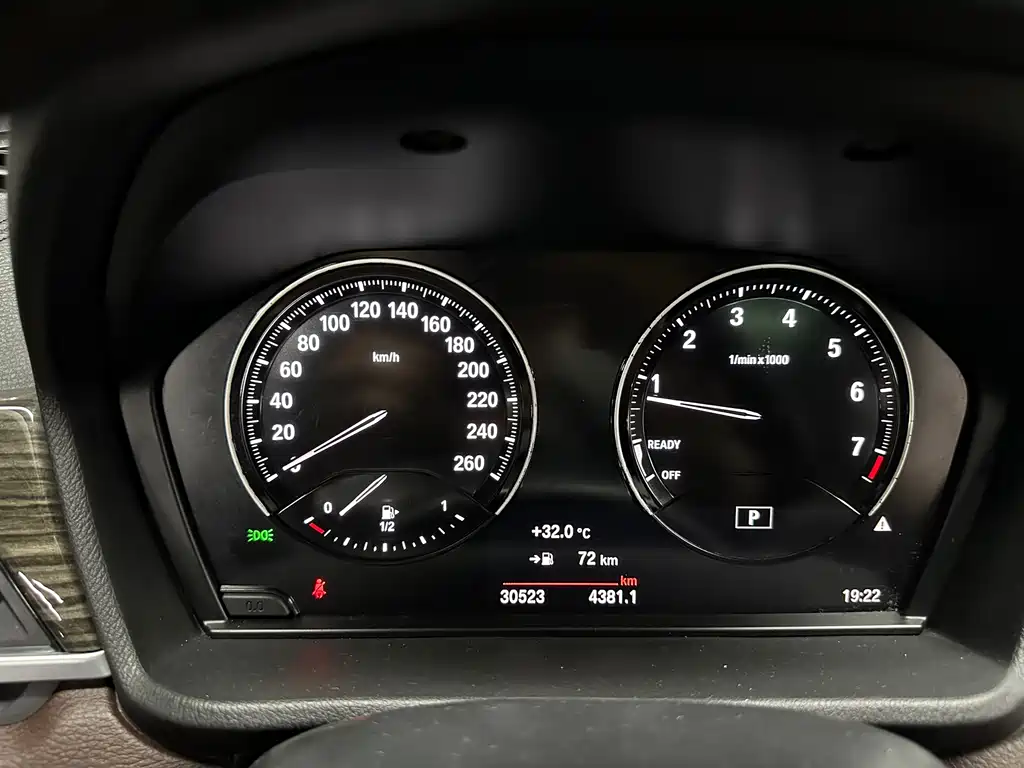 BMW X1 2022 — фото 17