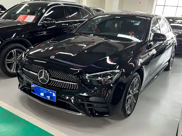 Mercedes-Benz E-Class 2023