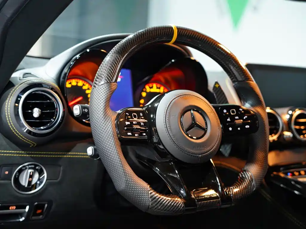 Mercedes-Benz AMG GT 2020 — фото 49