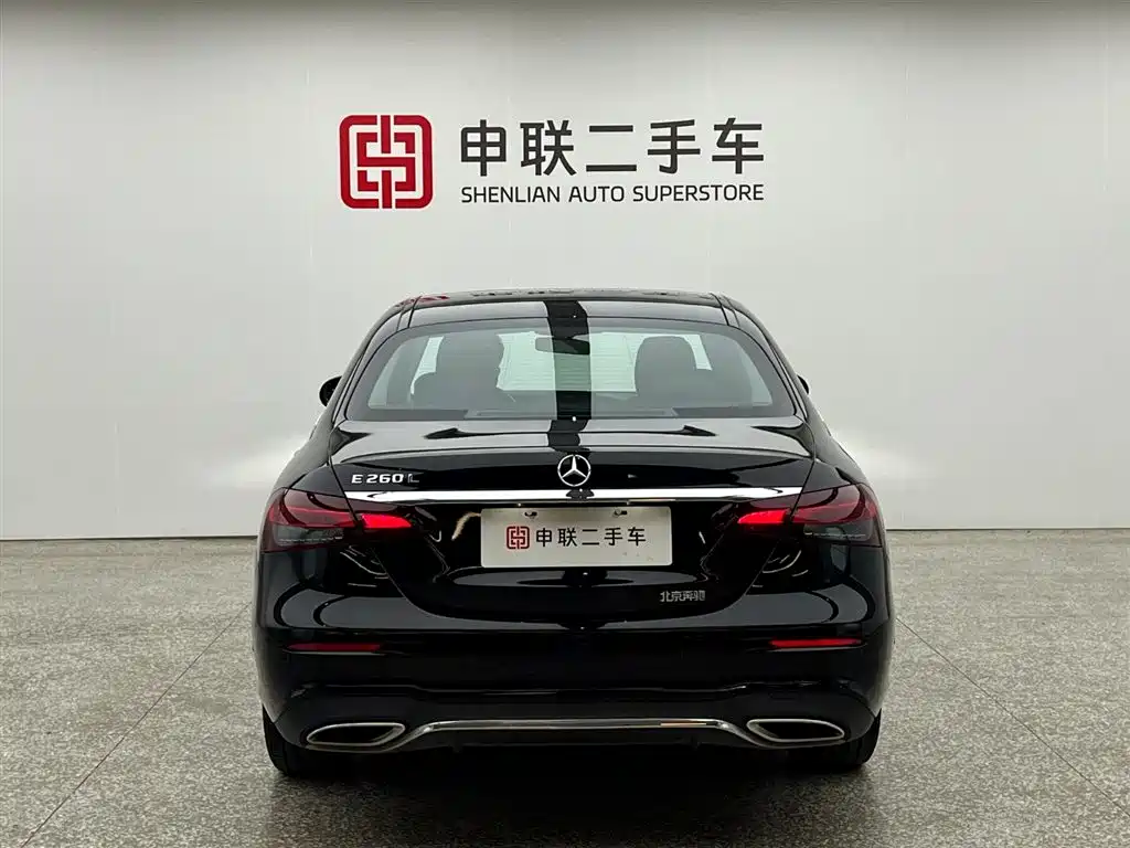 Mercedes-Benz E-Class 2023