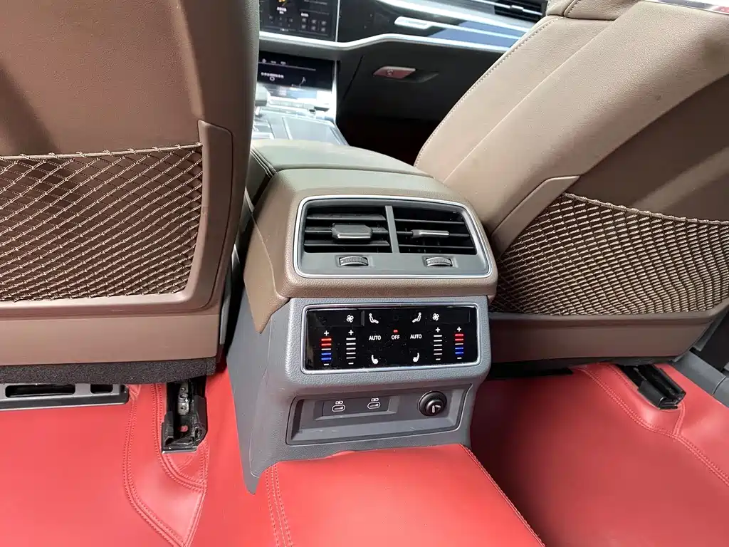 Audi A7L 2023 — фото 7