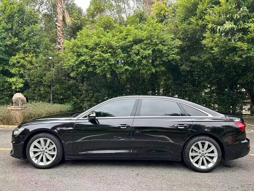 Audi A6L 2022 — фото 10