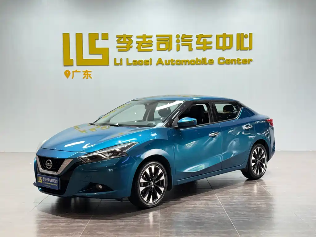 Nissan Bluebird 2019 — фото 1