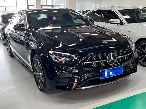 Mercedes-Benz E-Class 2023