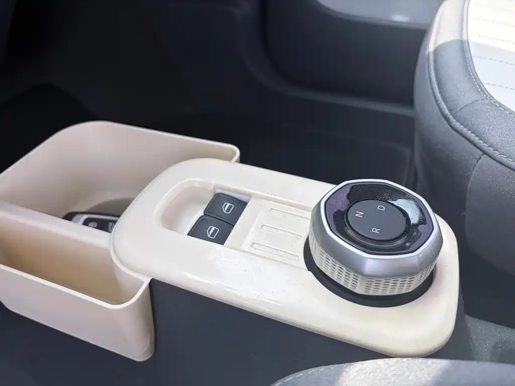 Geely Galaxy Panda 2024 — фото 10