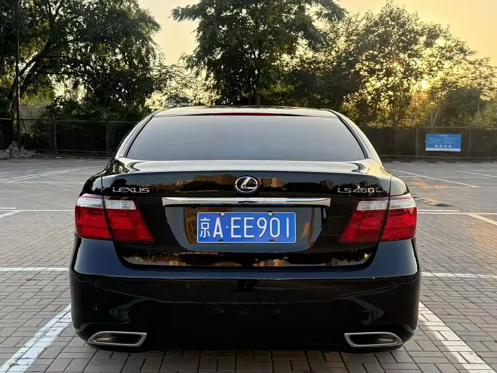 Lexus LS 2008