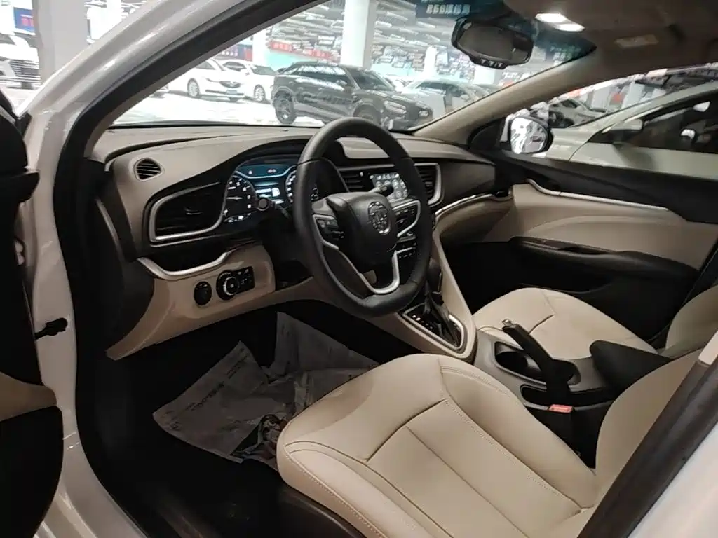 Buick Excelle 2020 — фото 15