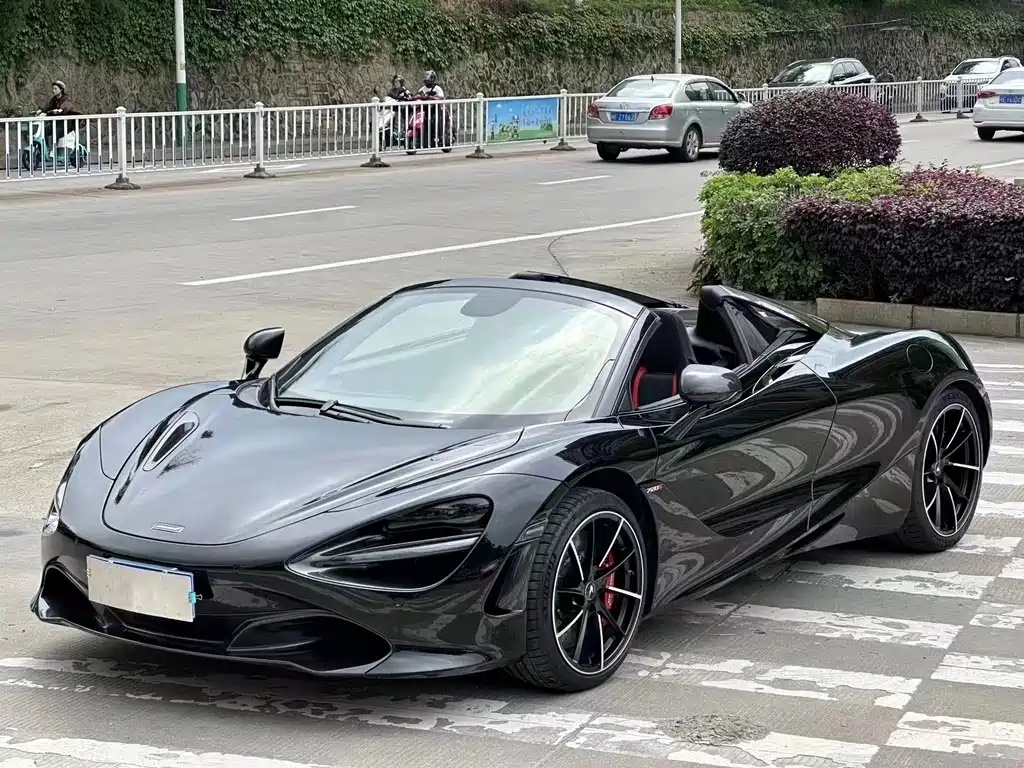 McLaren 720S 2020 — фото 1