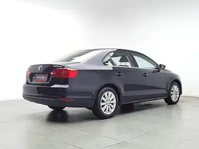 Volkswagen Sagitar 2015