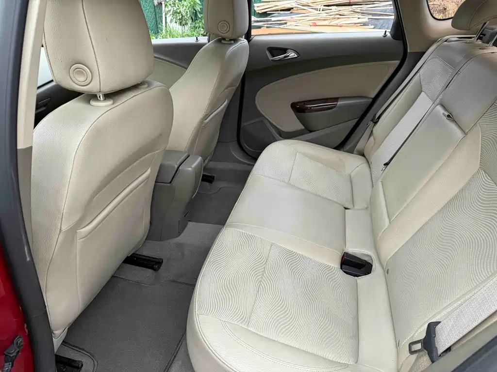 Buick Excelle 2015