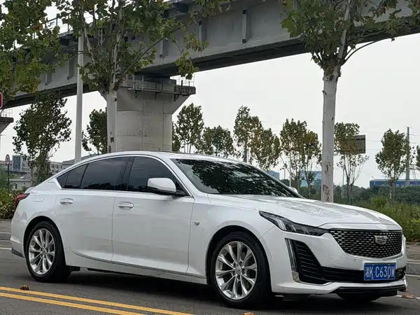 Cadillac CT5 2022
