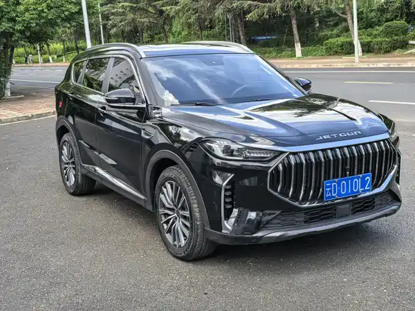 Jetour X70 PLUS 2025