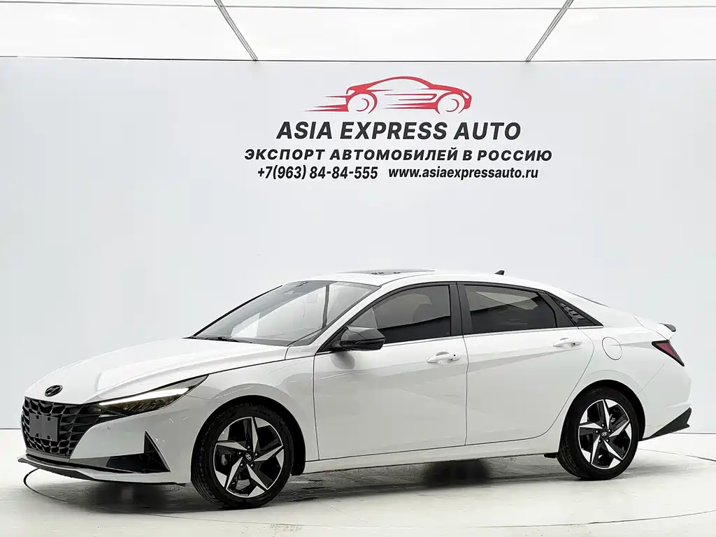 Hyundai Elantra 2023 — фото 1