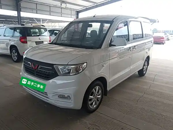Wuling Hongguang V 2021