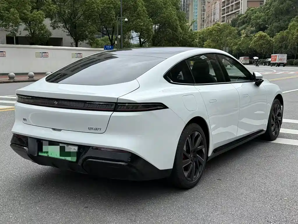 eπ 007 2025