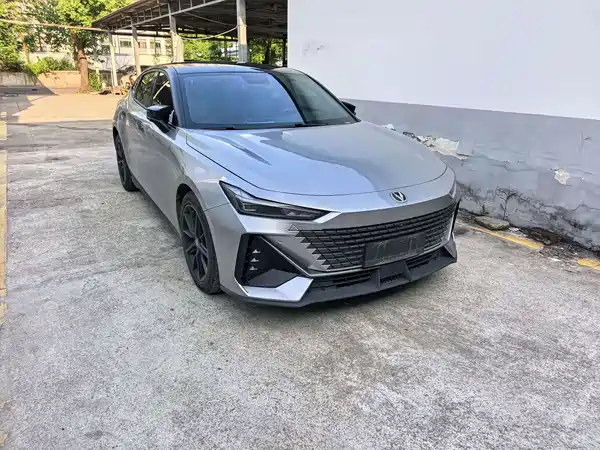 Changan UNI-V 2022