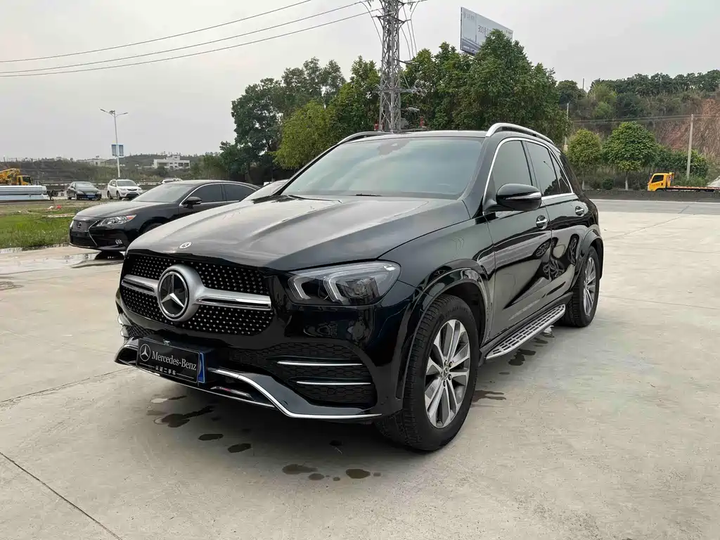 Mercedes-Benz GLE 2023 — фото 1