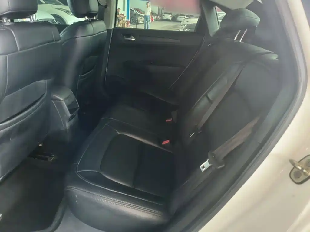 Citroën C4 Sega 2016 — фото 17