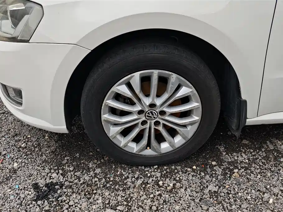 Volkswagen Gran Lavida 2013